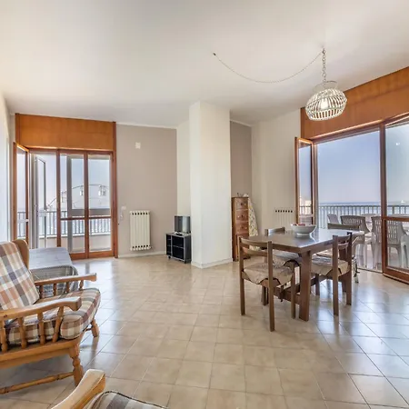 In Gallipoli Borgo (Apulia)